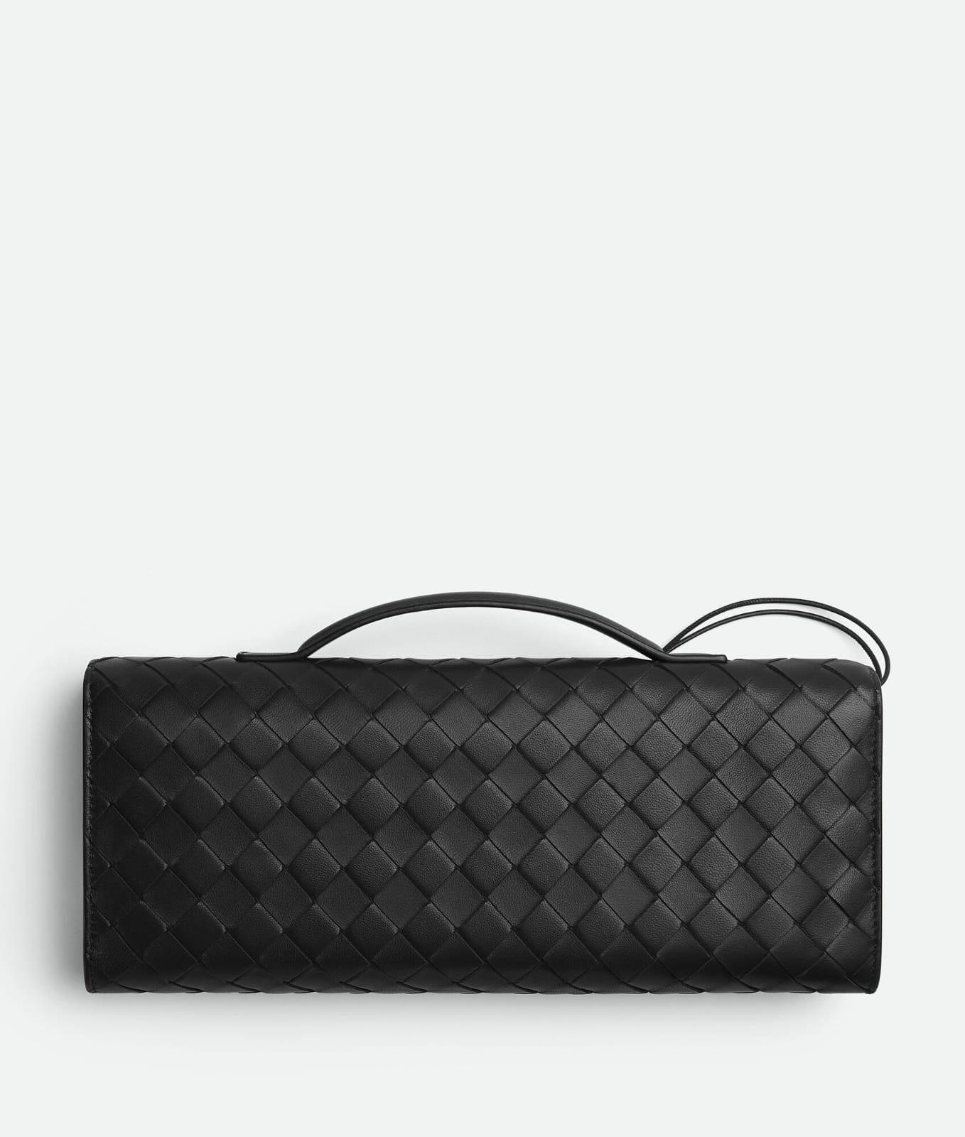 BOTTEGA Clutch