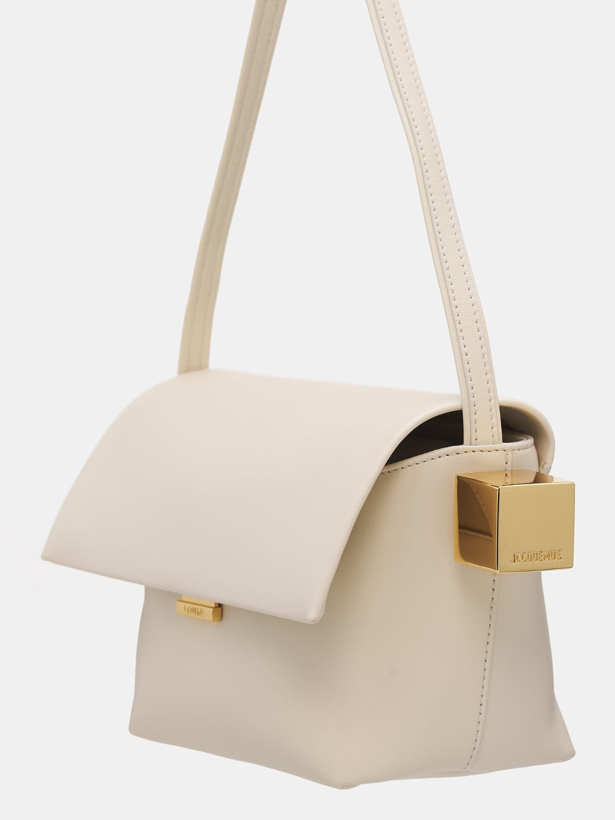 The Rond Carré by JACQUEMUS