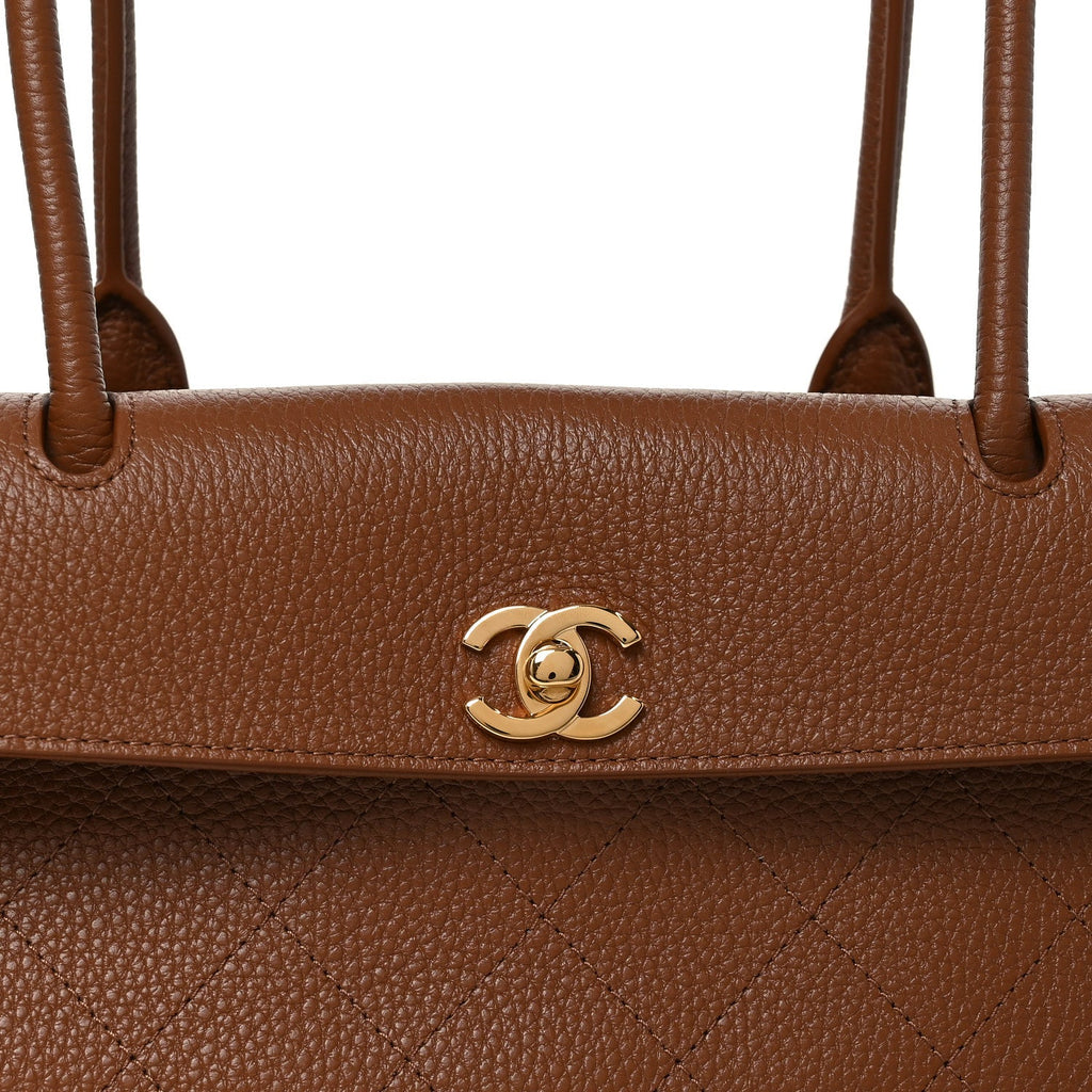 Chanel grained calfskin stitched Urban Essentials small shopping bag