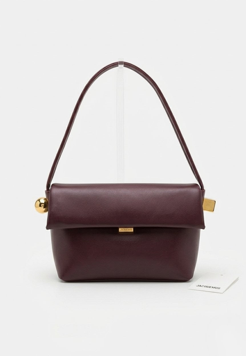 The Rond Carré by JACQUEMUS