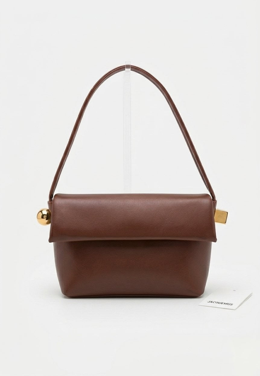 The Rond Carré by JACQUEMUS