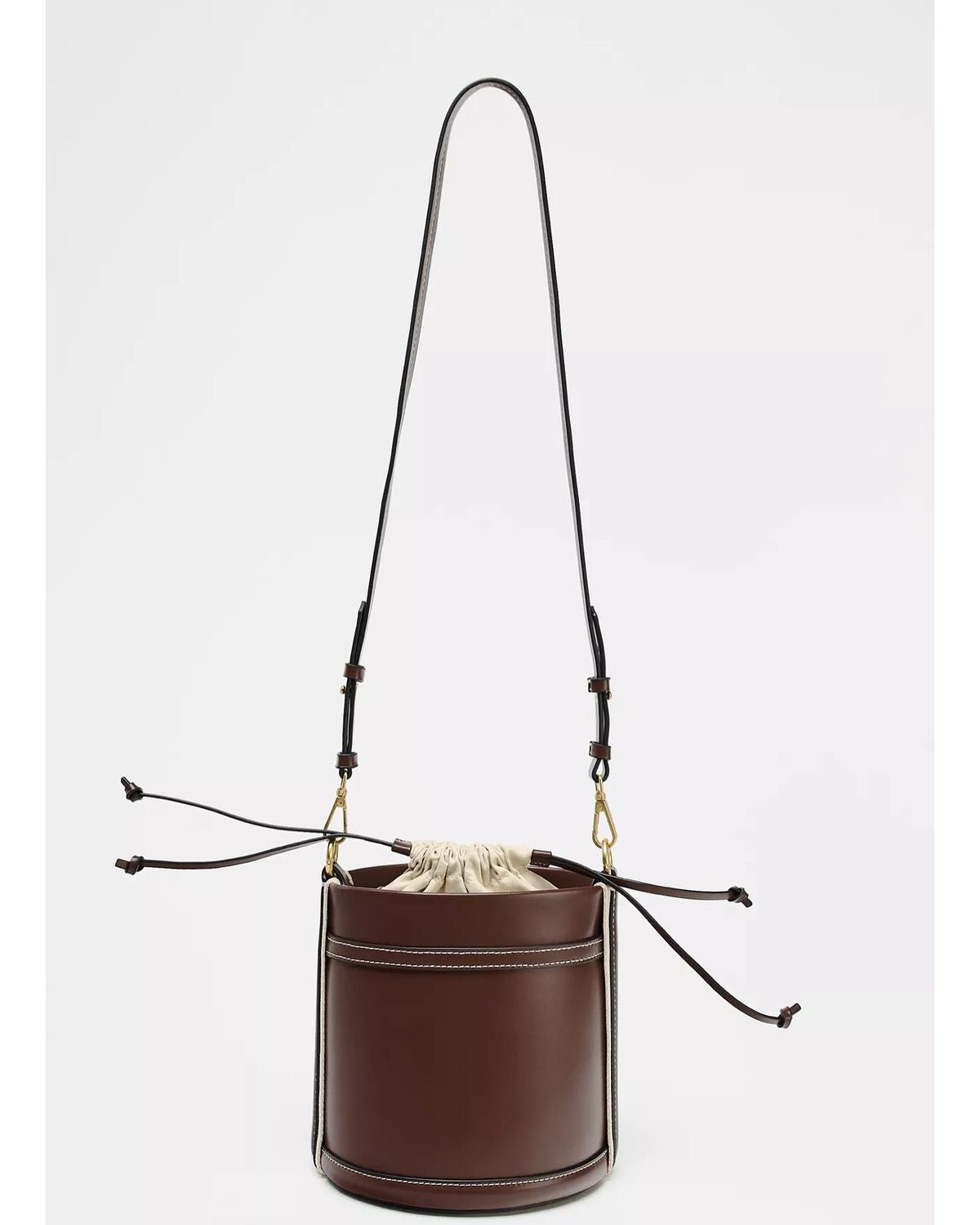 HANDLE BUCKET BAG
