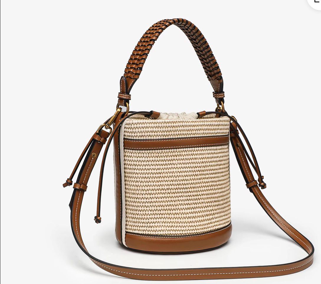 HANDLE BUCKET BAG