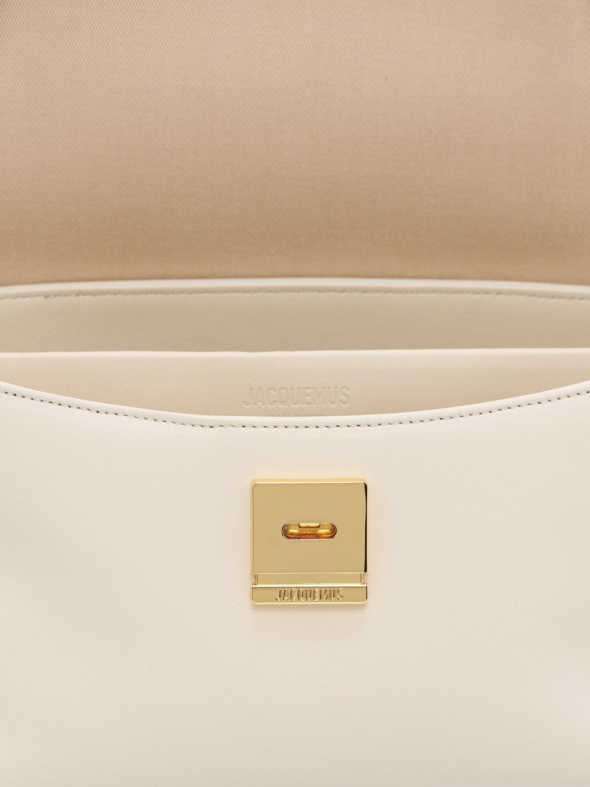 The Rond Carré by JACQUEMUS